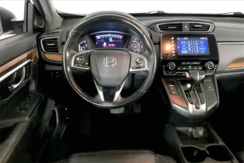More photos of 2019 Honda CR-V Touring at Cable Dahmer Chrysler Dodge Jeep Ram of Kansas City, MO
