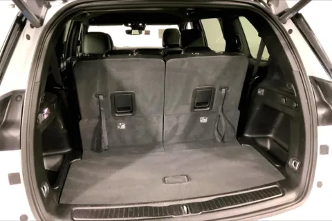 More photos of 2024 Jeep Grand Cherokee L Altitude at Cable Dahmer Chrysler Dodge Jeep Ram of Kansas City, MO