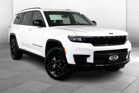 White 2024 Jeep Grand Cherokee L Altitude for sale in Kansas City, MO