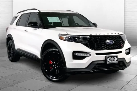 White 2020 Ford Explorer ST for sale in Kansas City, MO