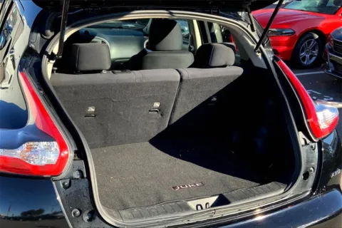 More photos of 2016 Nissan Juke S at Cable Dahmer Chrysler Dodge Jeep Ram of Kansas City, MO
