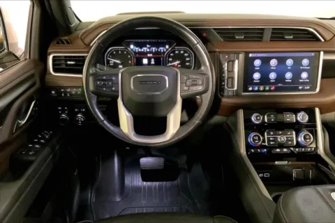 More photos of 2021 GMC Yukon Denali at Cable Dahmer Chrysler Dodge Jeep Ram of Kansas City, MO