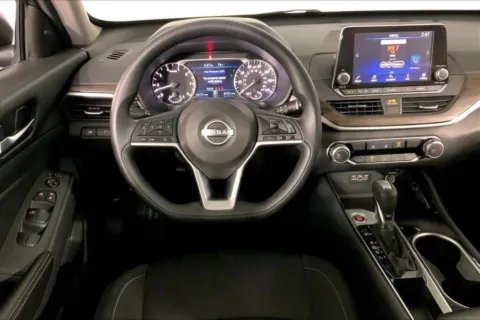 More photos of 2024 Nissan Altima 2.5 SV at Cable Dahmer Chrysler Dodge Jeep Ram of Kansas City, MO