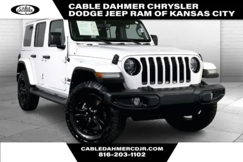 White 2021 Jeep Wrangler Unlimited Sahara Altitude for sale in Kansas City, MO