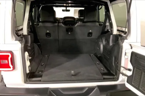 More photos of 2021 Jeep Wrangler Unlimited Sahara Altitude at Cable Dahmer Chrysler Dodge Jeep Ram of Kansas City, MO