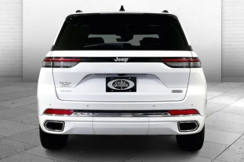 Another view of 2024 Jeep Grand Cherokee Overland for sale in Kansas City, MO at Cable Dahmer Chrysler Dodge Jeep Ram of Kansas City