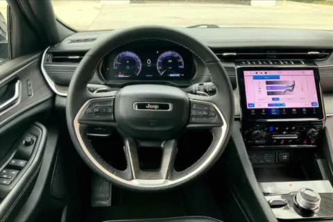 More photos of 2024 Jeep Grand Cherokee L Limited at Cable Dahmer Chrysler Dodge Jeep Ram of Kansas City, MO
