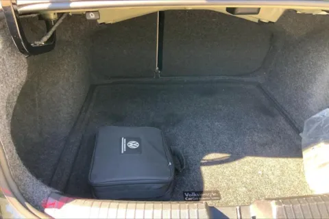 More photos of 2022 Volkswagen Jetta SE at Cable Dahmer Chrysler Dodge Jeep Ram of Kansas City, MO