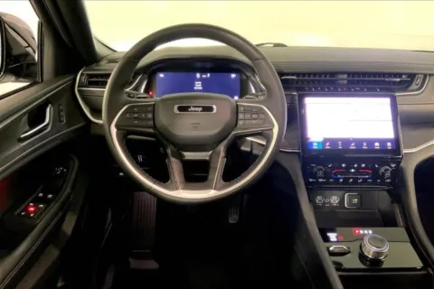 More photos of 2024 Jeep Grand Cherokee L Limited at Cable Dahmer Chrysler Dodge Jeep Ram of Kansas City, MO