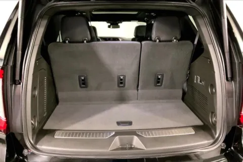 More photos of 2023 GMC Yukon Denali at Cable Dahmer Chrysler Dodge Jeep Ram of Kansas City, MO