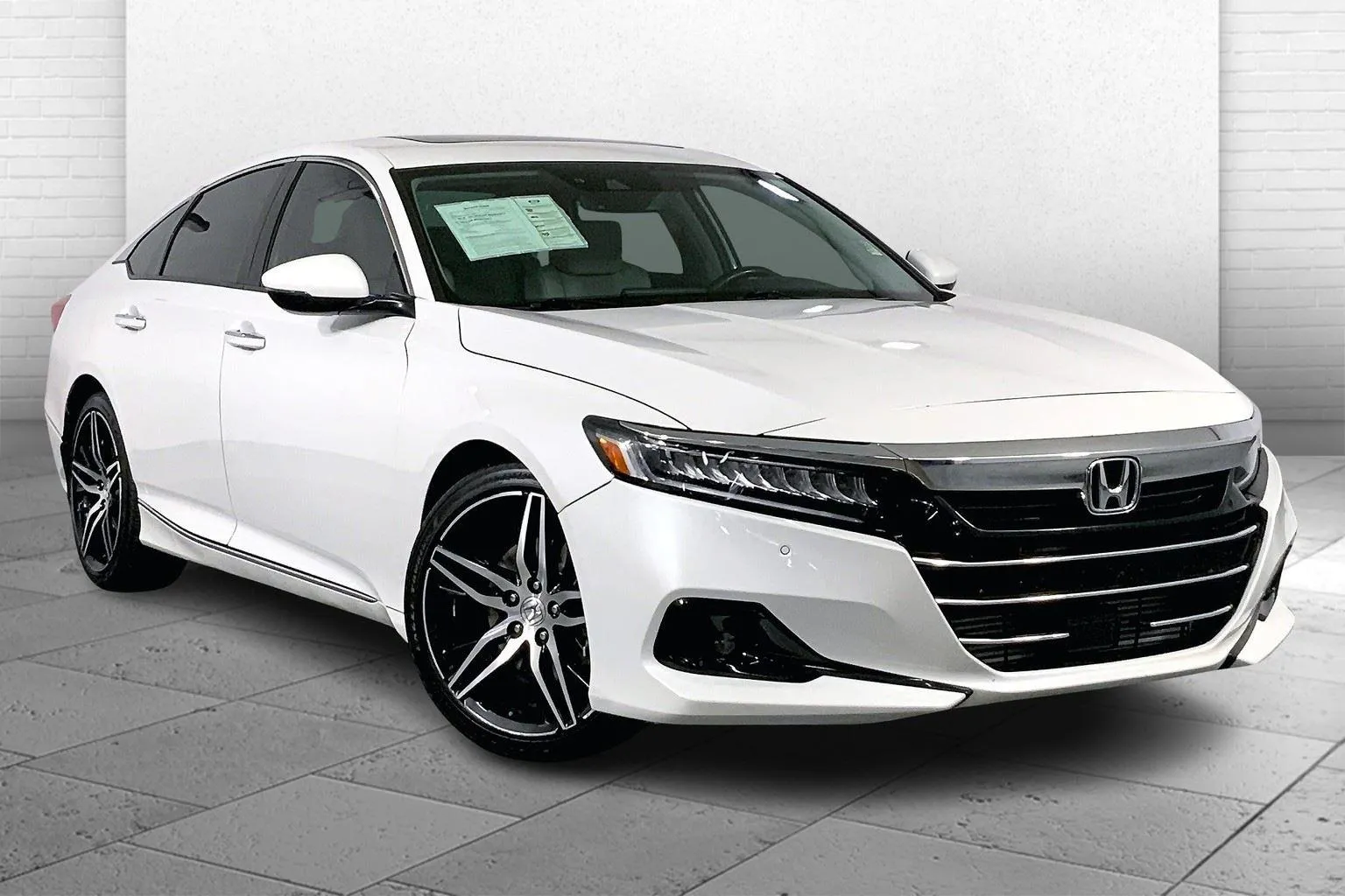 White 2022 Honda Accord Touring for sale in Kansas City, MO