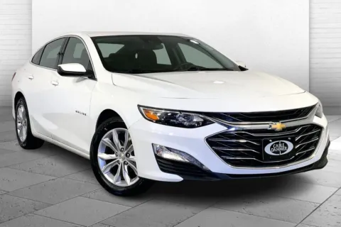 White 2023 Chevrolet Malibu FWD 1LT for sale in Kansas City, MO