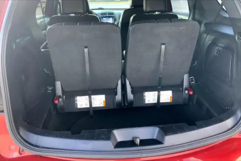 More photos of 2017 Ford Explorer XLT at Cable Dahmer Chrysler Dodge Jeep Ram of Kansas City, MO