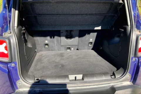 More photos of 2021 Jeep Renegade Limited 4X4 at Cable Dahmer Chrysler Dodge Jeep Ram of Kansas City, MO