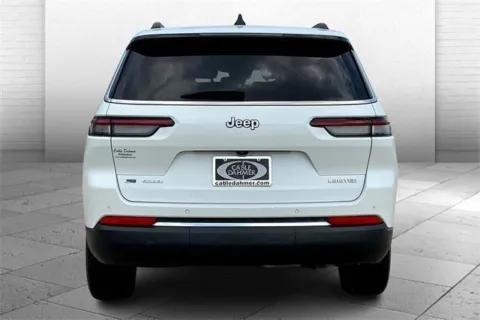 Another view of 2023 Jeep Grand Cherokee L Limited 4x4 for sale in Kansas City, MO at Cable Dahmer Chrysler Dodge Jeep Ram of Kansas City