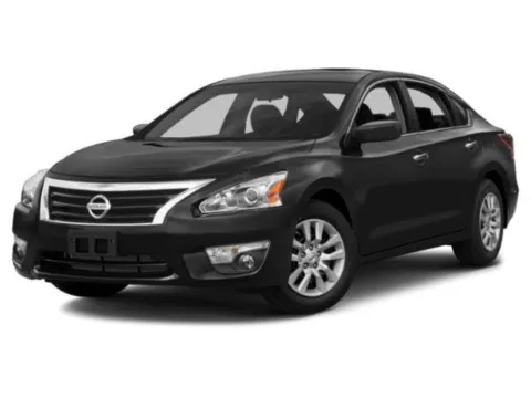 Red 2015 Nissan Altima 2.5 for sale in Kansas City, MO