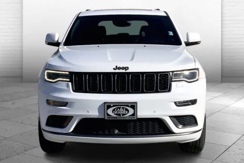 Photos of 2018 Jeep Grand Cherokee High Altitude 4x4 for sale in Kansas City, MO at Cable Dahmer Chrysler Dodge Jeep Ram of Kansas City