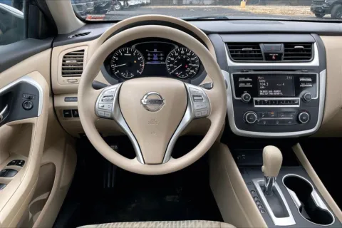 More photos of 2016 Nissan Altima 2.5 S at Cable Dahmer Chevrolet of Independence, MO