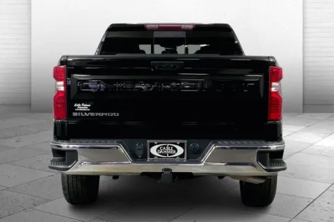 Another view of 2023 Chevrolet Silverado 1500 LT for sale in Independence, MO at Cable Dahmer Chevrolet of Independence