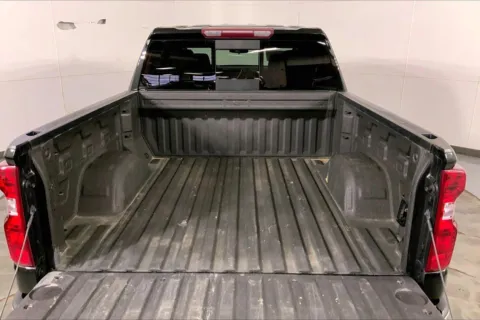 More photos of 2023 Chevrolet Silverado 1500 LT at Cable Dahmer Chevrolet of Independence, MO