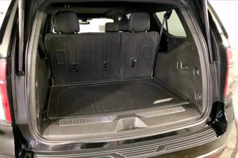 More photos of 2022 Chevrolet Suburban Z71 at Cable Dahmer Chevrolet of Independence, MO