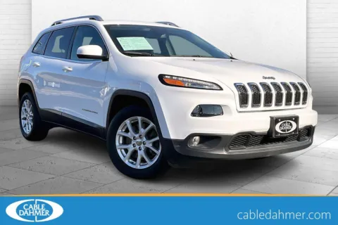 White 2016 Jeep Cherokee Latitude for sale in Independence, MO
