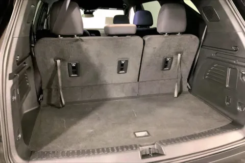 More photos of 2025 Chevrolet Traverse LT at Cable Dahmer Chevrolet of Independence, MO