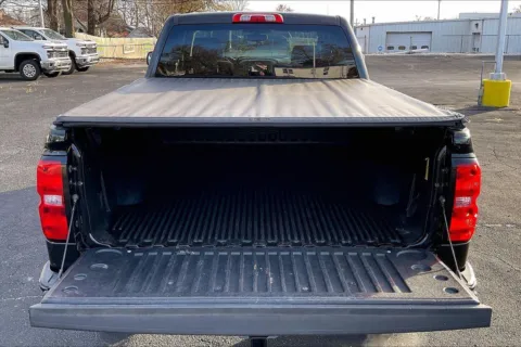 More photos of 2017 Chevrolet Silverado 1500 LT at Cable Dahmer Chevrolet of Independence, MO