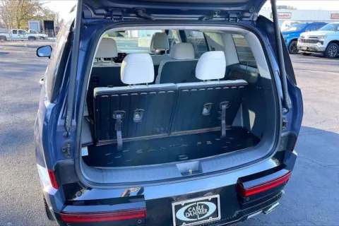 More photos of 2025 Hyundai Santa Fe Calligraphy at Cable Dahmer Chevrolet of Independence, MO