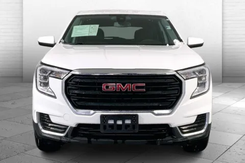 Photos of 2024 GMC Terrain SLE for sale in Independence, MO at Cable Dahmer Chevrolet of Independence
