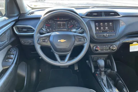 More photos of 2023 Chevrolet Trailblazer LT at Cable Dahmer Chevrolet of Independence, MO