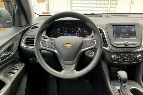 More photos of 2023 Chevrolet Equinox LT at Cable Dahmer Chevrolet of Independence, MO