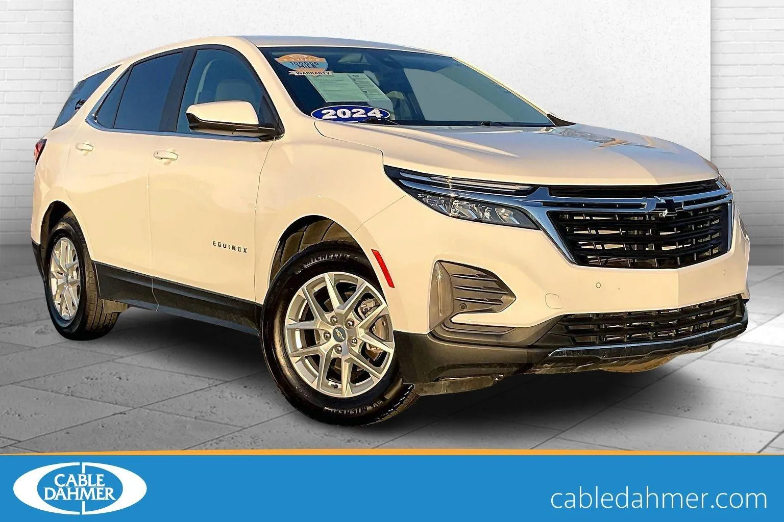 White 2024 Chevrolet Equinox LT for sale in Independence, MO