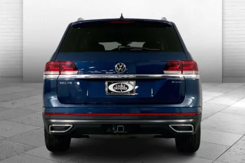 Another view of 2023 Volkswagen Atlas 3.6L V6 SEL for sale in Independence, MO at Cable Dahmer Chevrolet of Independence