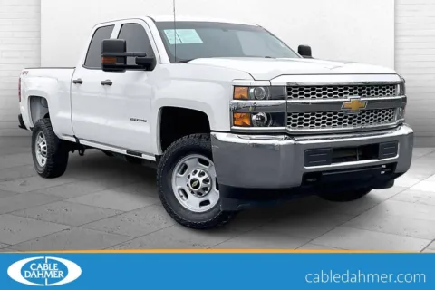 White 2019 Chevrolet Silverado 2500 HD Work Truck for sale in Independence, MO