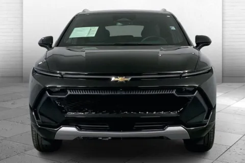 Photos of 2025 Chevrolet Equinox EV LT for sale in Independence, MO at Cable Dahmer Chevrolet of Independence