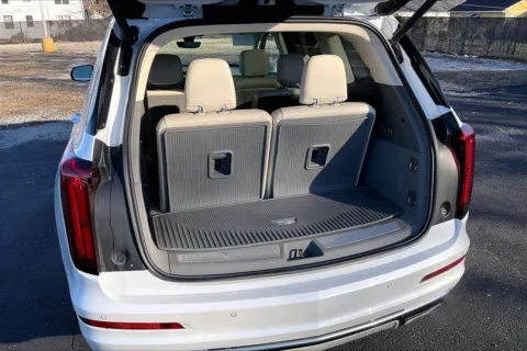 More photos of 2024 Cadillac XT6 Premium Luxury at Cable Dahmer Chevrolet of Independence, MO