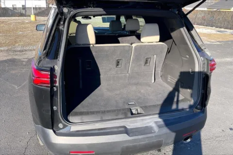 More photos of 2023 Chevrolet Traverse LS at Cable Dahmer Chevrolet of Independence, MO