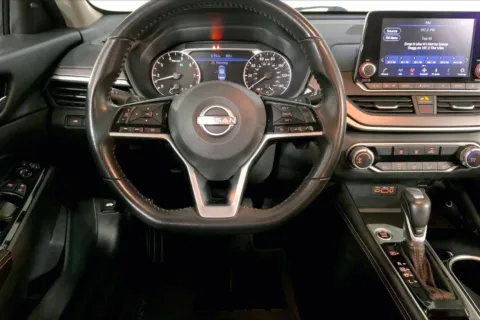 More photos of 2024 Nissan Altima 2.5 SR at Cable Dahmer Chevrolet of Independence, MO