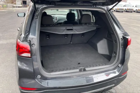 More photos of 2023 Chevrolet Equinox LT at Cable Dahmer Chevrolet of Independence, MO