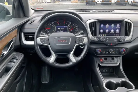 More photos of 2020 GMC Terrain SLE at Cable Dahmer Chevrolet of Independence, MO