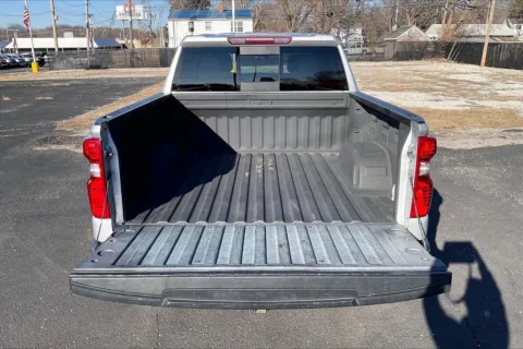 More photos of 2019 Chevrolet Silverado 1500 LT at Cable Dahmer Chevrolet of Independence, MO