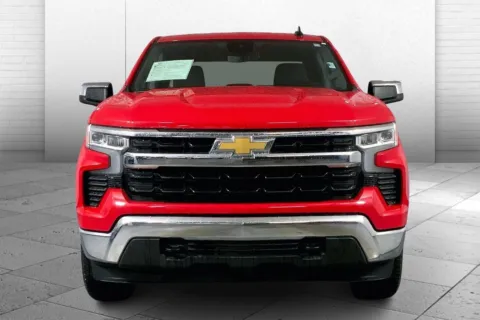 Photos of 2022 Chevrolet Silverado 1500 LT (2FL) for sale in Independence, MO at Cable Dahmer Chevrolet of Independence