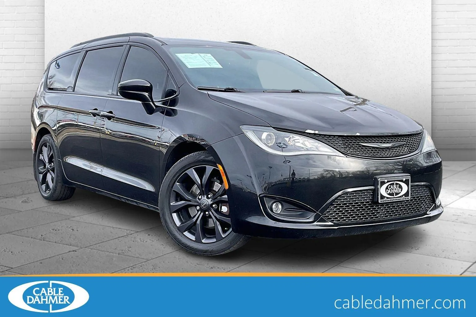 2019 Chrysler Pacifica Touring L Plus for sale in Independence, MO