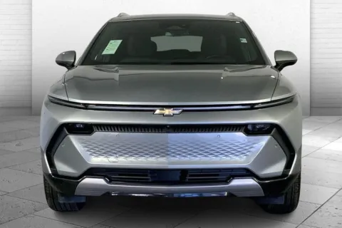 Photos of 2024 Chevrolet Equinox EV 2LT for sale in Independence, MO at Cable Dahmer Chevrolet of Independence