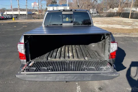 More photos of 2019 Nissan Titan PRO-4X at Cable Dahmer Chevrolet of Independence, MO