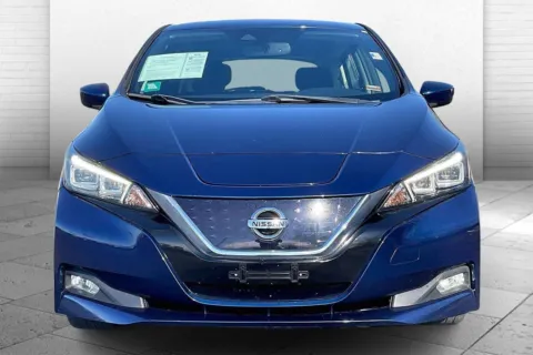 Photos of 2018 Nissan LEAF SV for sale in Independence, MO at Cable Dahmer Chevrolet of Independence