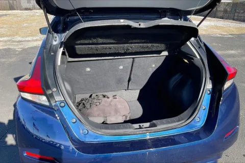 More photos of 2018 Nissan LEAF SV at Cable Dahmer Chevrolet of Independence, MO