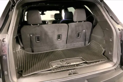 More photos of 2023 Chevrolet Traverse LT Cloth at Cable Dahmer Chevrolet of Independence, MO