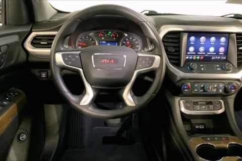 More photos of 2023 GMC Acadia SLE at Cable Dahmer Chevrolet of Independence, MO